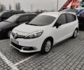 Рено Гранд Сценик 2014 в Новомосковске на Automoto.ua Белый Рено Гранд Сценик, объемом двигателя 1.5 л и пробегом 146 тыс. км за 10800 $, фото 12 на Automoto.ua