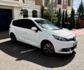 Белый Рено Гранд Сценик, объемом двигателя 1.5 л и пробегом 290 тыс. км за 7800 $, фото 1 на Automoto.ua