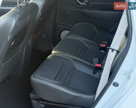 Білий Рено Гранд Сценік, об'ємом двигуна 1.6 л та пробігом 179 тис. км за 10950 $, фото 41 на Automoto.ua