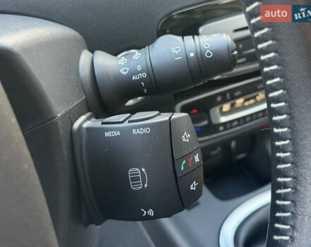 Білий Рено Гранд Сценік, об'ємом двигуна 1.6 л та пробігом 179 тис. км за 10950 $, фото 64 на Automoto.ua