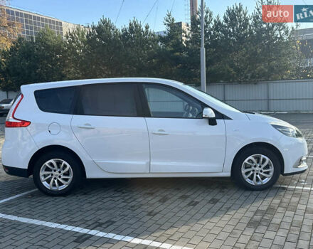 Білий Рено Гранд Сценік, об'ємом двигуна 1.5 л та пробігом 216 тис. км за 9990 $, фото 6 на Automoto.ua