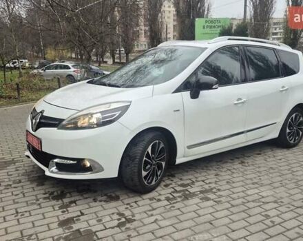 Белый Рено Гранд Сценик, объемом двигателя 1.6 л и пробегом 259 тыс. км за 9750 $, фото 3 на Automoto.ua