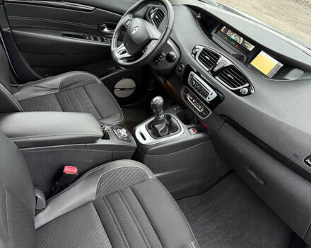 Белый Рено Гранд Сценик, объемом двигателя 1.6 л и пробегом 198 тыс. км за 10900 $, фото 36 на Automoto.ua