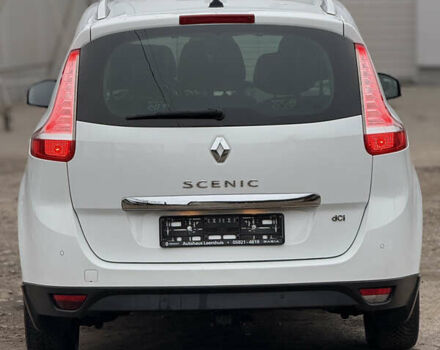 Белый Рено Гранд Сценик, объемом двигателя 1.6 л и пробегом 198 тыс. км за 10900 $, фото 5 на Automoto.ua