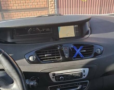 Белый Рено Гранд Сценик, объемом двигателя 1.46 л и пробегом 312 тыс. км за 9300 $, фото 6 на Automoto.ua