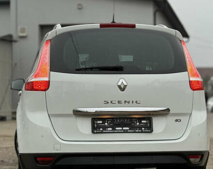 Белый Рено Гранд Сценик, объемом двигателя 1.6 л и пробегом 198 тыс. км за 10900 $, фото 48 на Automoto.ua