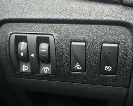 Белый Рено Гранд Сценик, объемом двигателя 1.6 л и пробегом 259 тыс. км за 9750 $, фото 48 на Automoto.ua