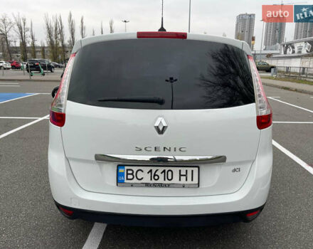 Білий Рено Гранд Сценік, об'ємом двигуна 1.5 л та пробігом 216 тис. км за 8700 $, фото 4 на Automoto.ua