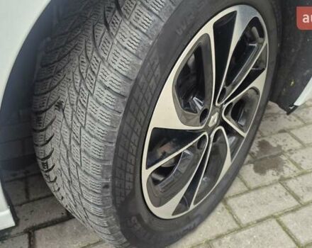 Белый Рено Гранд Сценик, объемом двигателя 1.6 л и пробегом 259 тыс. км за 9750 $, фото 15 на Automoto.ua