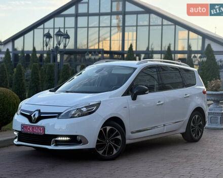 Білий Рено Гранд Сценік, об'ємом двигуна 1.6 л та пробігом 179 тис. км за 10950 $, фото 6 на Automoto.ua