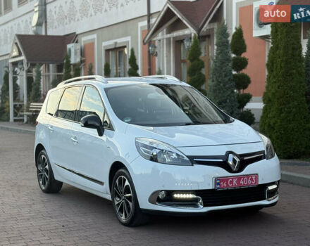Білий Рено Гранд Сценік, об'ємом двигуна 1.6 л та пробігом 179 тис. км за 10950 $, фото 28 на Automoto.ua