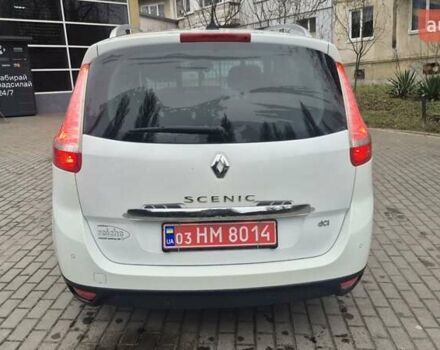Белый Рено Гранд Сценик, объемом двигателя 1.6 л и пробегом 259 тыс. км за 9750 $, фото 6 на Automoto.ua