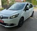 Белый Рено Гранд Сценик, объемом двигателя 2 л и пробегом 210 тыс. км за 9750 $, фото 1 на Automoto.ua
