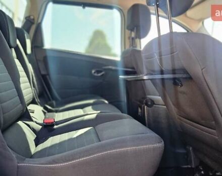 Білий Рено Гранд Сценік, об'ємом двигуна 1.5 л та пробігом 211 тис. км за 9950 $, фото 29 на Automoto.ua