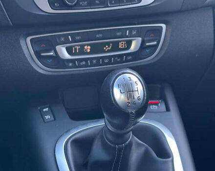 Белый Рено Гранд Сценик, объемом двигателя 1.5 л и пробегом 199 тыс. км за 11300 $, фото 38 на Automoto.ua