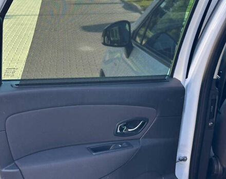 Белый Рено Гранд Сценик, объемом двигателя 1.5 л и пробегом 199 тыс. км за 11300 $, фото 58 на Automoto.ua