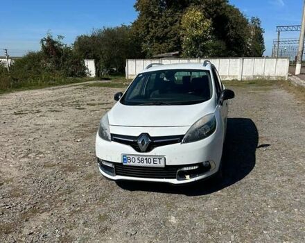 Белый Рено Гранд Сценик, объемом двигателя 1.5 л и пробегом 215 тыс. км за 10899 $, фото 2 на Automoto.ua