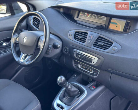Белый Рено Гранд Сценик, объемом двигателя 1.5 л и пробегом 199 тыс. км за 11300 $, фото 50 на Automoto.ua