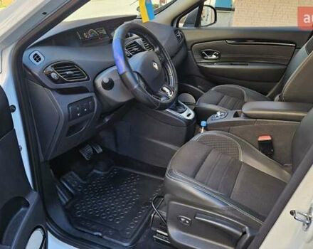 Білий Рено Гранд Сценік, об'ємом двигуна 1.5 л та пробігом 149 тис. км за 13199 $, фото 8 на Automoto.ua