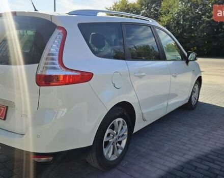 Білий Рено Гранд Сценік, об'ємом двигуна 1.5 л та пробігом 211 тис. км за 9950 $, фото 17 на Automoto.ua