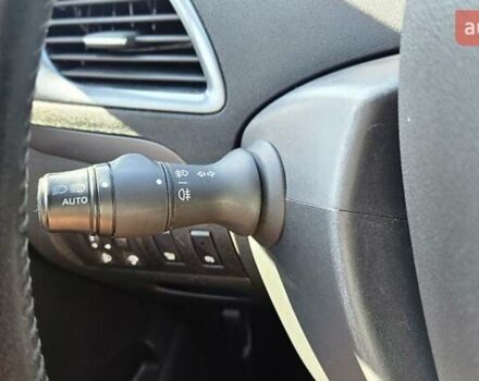 Білий Рено Гранд Сценік, об'ємом двигуна 1.5 л та пробігом 211 тис. км за 9950 $, фото 57 на Automoto.ua