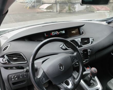 Білий Рено Гранд Сценік, об'ємом двигуна 1.6 л та пробігом 270 тис. км за 9200 $, фото 9 на Automoto.ua