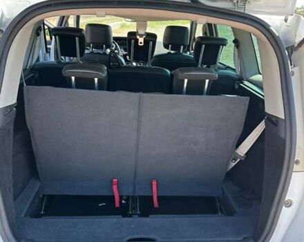 Белый Рено Гранд Сценик, объемом двигателя 1.5 л и пробегом 215 тыс. км за 10899 $, фото 18 на Automoto.ua