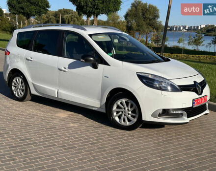 Белый Рено Гранд Сценик, объемом двигателя 1.5 л и пробегом 199 тыс. км за 11300 $, фото 1 на Automoto.ua