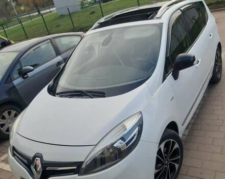 Белый Рено Гранд Сценик, объемом двигателя 1.5 л и пробегом 260 тыс. км за 11500 $, фото 3 на Automoto.ua