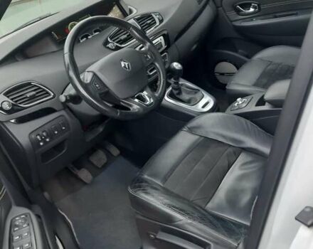 Белый Рено Гранд Сценик, объемом двигателя 1.5 л и пробегом 260 тыс. км за 11500 $, фото 22 на Automoto.ua