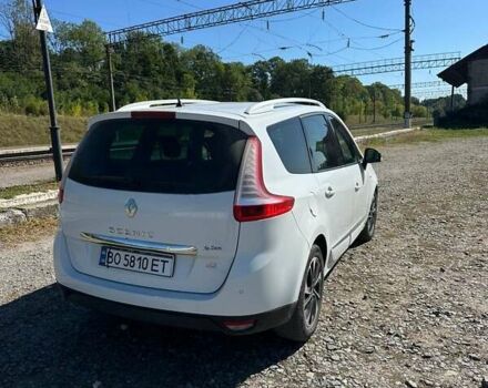 Белый Рено Гранд Сценик, объемом двигателя 1.5 л и пробегом 215 тыс. км за 10899 $, фото 4 на Automoto.ua
