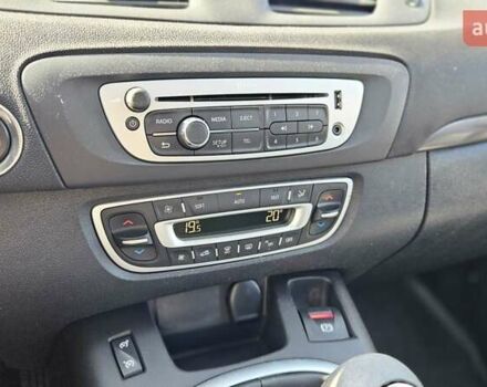 Білий Рено Гранд Сценік, об'ємом двигуна 1.5 л та пробігом 211 тис. км за 9950 $, фото 53 на Automoto.ua