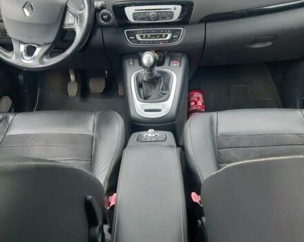 Белый Рено Гранд Сценик, объемом двигателя 1.5 л и пробегом 260 тыс. км за 11500 $, фото 13 на Automoto.ua