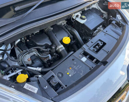 Белый Рено Гранд Сценик, объемом двигателя 1.5 л и пробегом 199 тыс. км за 11300 $, фото 71 на Automoto.ua