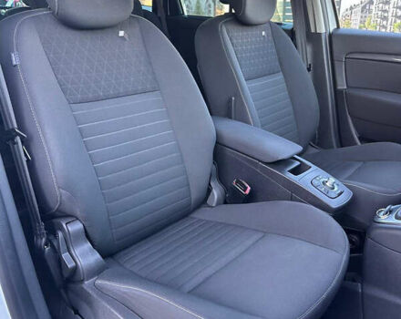 Белый Рено Гранд Сценик, объемом двигателя 1.5 л и пробегом 199 тыс. км за 11300 $, фото 54 на Automoto.ua