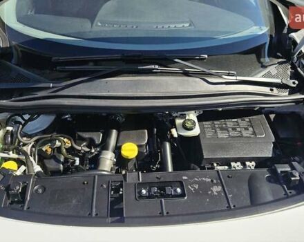 Білий Рено Гранд Сценік, об'ємом двигуна 1.5 л та пробігом 211 тис. км за 9950 $, фото 45 на Automoto.ua