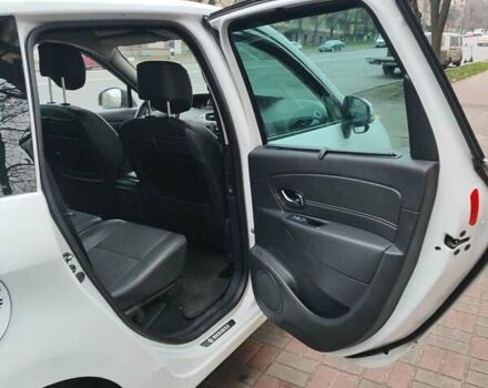 Білий Рено Гранд Сценік, об'ємом двигуна 1.6 л та пробігом 270 тис. км за 9200 $, фото 16 на Automoto.ua