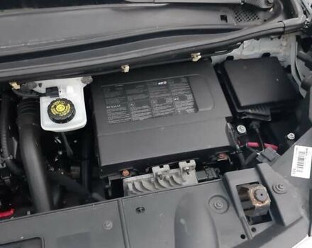 Белый Рено Гранд Сценик, объемом двигателя 1.5 л и пробегом 260 тыс. км за 11500 $, фото 28 на Automoto.ua