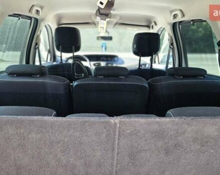 Білий Рено Гранд Сценік, об'ємом двигуна 1.5 л та пробігом 211 тис. км за 9950 $, фото 32 на Automoto.ua