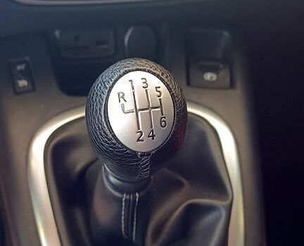 Белый Рено Гранд Сценик, объемом двигателя 1.6 л и пробегом 196 тыс. км за 10900 $, фото 4 на Automoto.ua