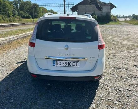 Белый Рено Гранд Сценик, объемом двигателя 1.5 л и пробегом 215 тыс. км за 10899 $, фото 3 на Automoto.ua
