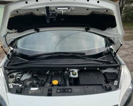 Белый Рено Гранд Сценик, объемом двигателя 1.5 л и пробегом 260 тыс. км за 11500 $, фото 27 на Automoto.ua