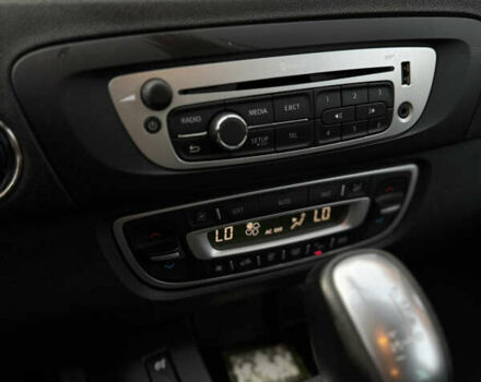 Белый Рено Гранд Сценик, объемом двигателя 1.5 л и пробегом 270 тыс. км за 8999 $, фото 34 на Automoto.ua