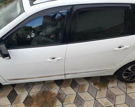 Белый Рено Гранд Сценик, объемом двигателя 1.5 л и пробегом 260 тыс. км за 11500 $, фото 10 на Automoto.ua