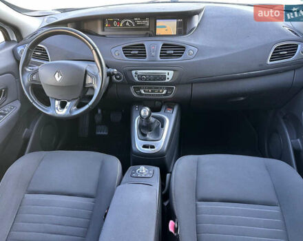 Белый Рено Гранд Сценик, объемом двигателя 1.5 л и пробегом 199 тыс. км за 11300 $, фото 45 на Automoto.ua