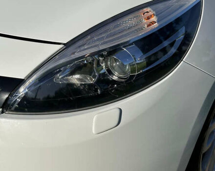 Белый Рено Гранд Сценик, объемом двигателя 1.5 л и пробегом 199 тыс. км за 11300 $, фото 16 на Automoto.ua