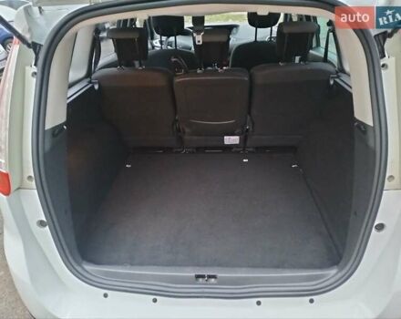 Белый Рено Гранд Сценик, объемом двигателя 1.46 л и пробегом 190 тыс. км за 9700 $, фото 1 на Automoto.ua