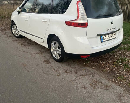 Белый Рено Гранд Сценик, объемом двигателя 1.5 л и пробегом 270 тыс. км за 8699 $, фото 2 на Automoto.ua