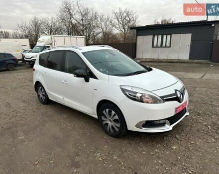 Белый Рено Гранд Сценик, объемом двигателя 1.5 л и пробегом 230 тыс. км за 11900 $, фото 2 на Automoto.ua