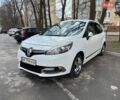 Білий Рено Гранд Сценік, об'ємом двигуна 1.6 л та пробігом 275 тис. км за 8500 $, фото 1 на Automoto.ua